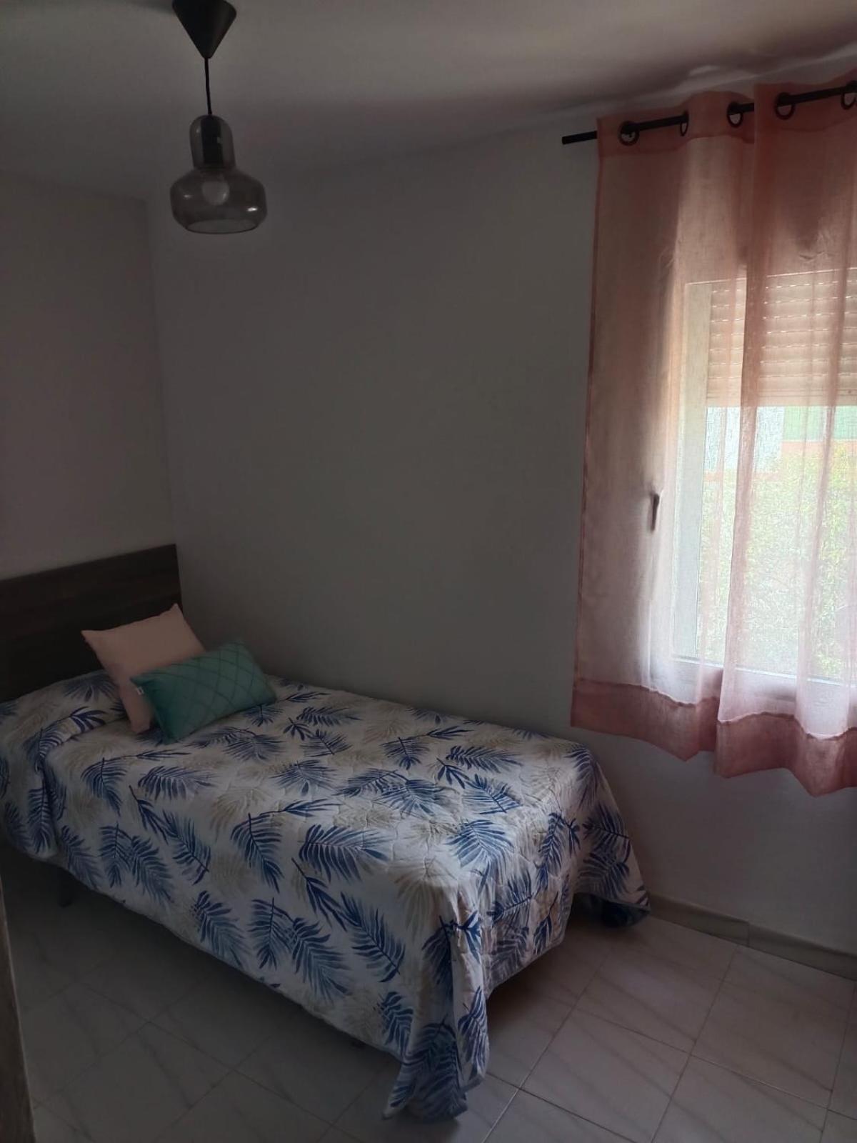 Avenida Apartment *